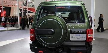 国产10万四驱越野视频,性能实测揭秘