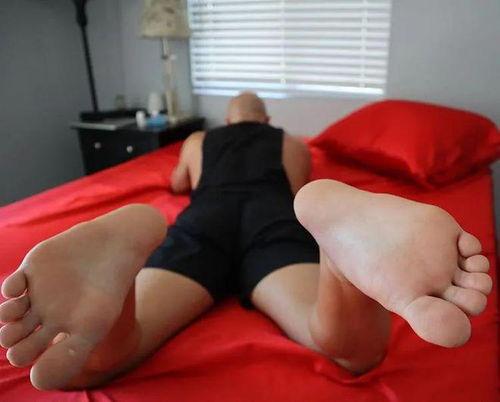 国产恋足小视频网站